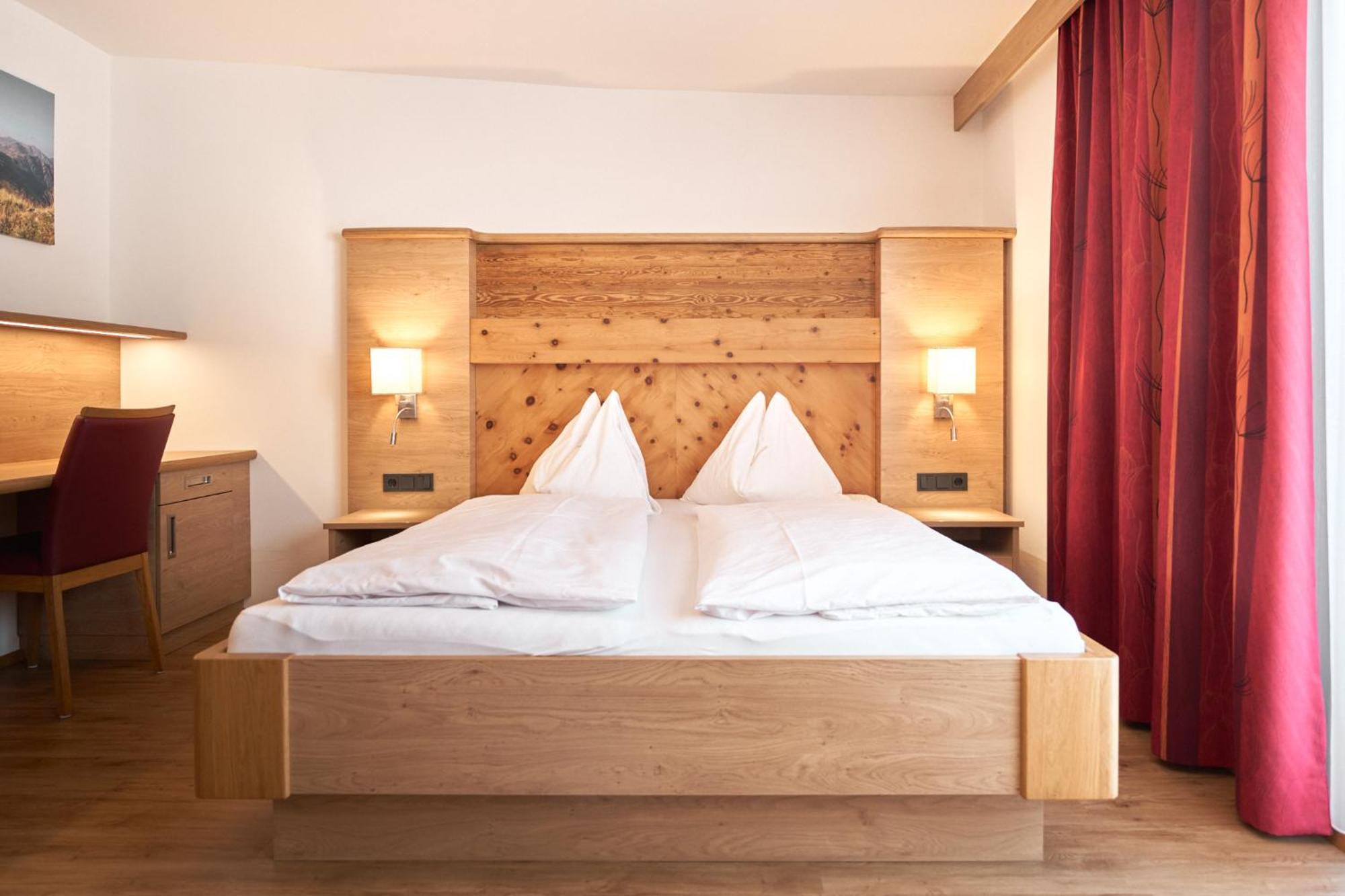 Pension Vier Jahreszeiten Saalbach Exterior foto